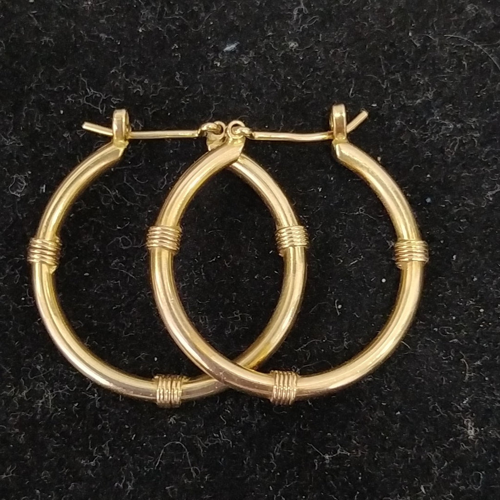 ARRACADAS PAR ORO 14 K 3.2 GRMS (SEMINUEVO)