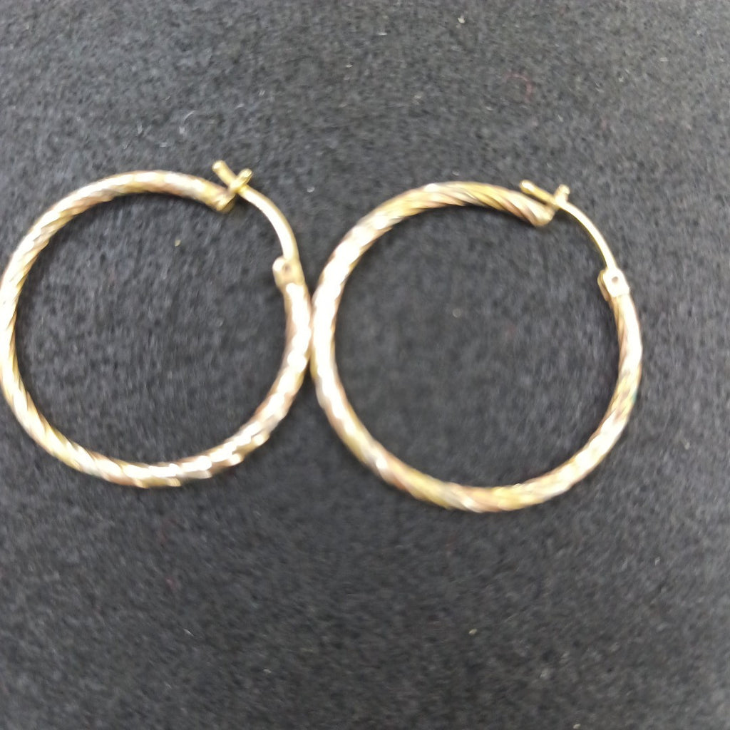 ARRACADAS PAR ORO, ORO COMBINADO 10 K 3.8 GRMS (SEMINUEVO)