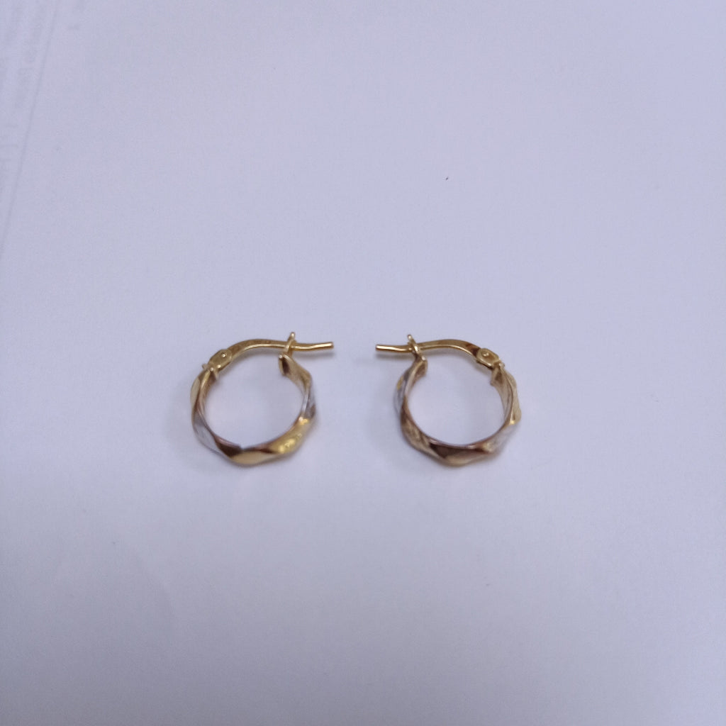 ARETES PAR ORO COMBINADO 14 K 1.2 GRMS (SEMINUEVO)