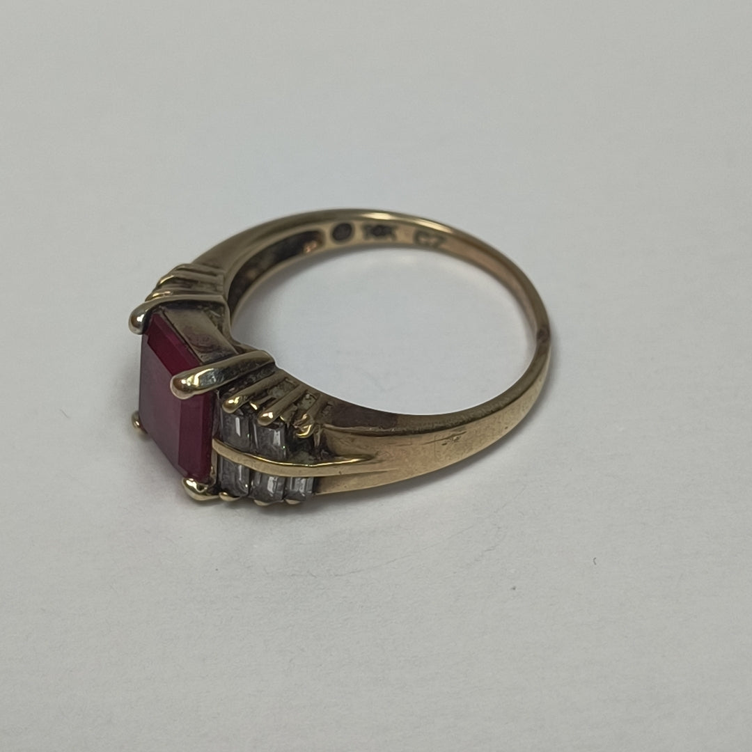ANILLITO ORO 10 K 4.6 GRMS (SEMINUEVO)