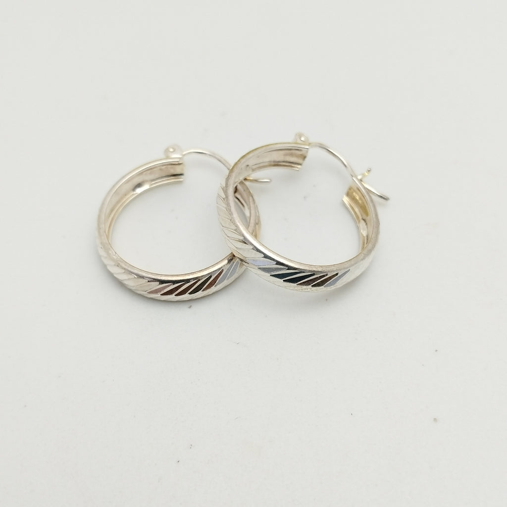 PAR ARRACADAS FACETADAS PLATA .925 2.3 GR (NUEVO)