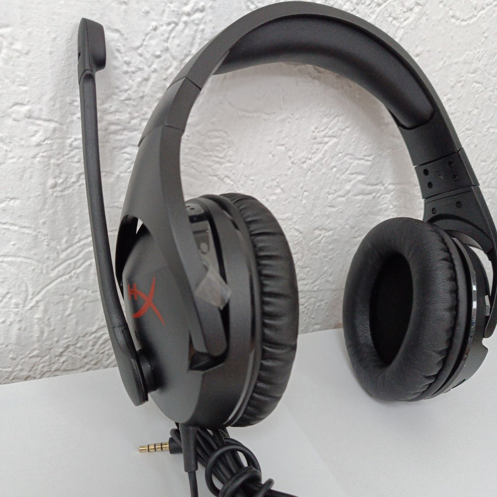 AUDIFONOS HYPERX CLOUD STINGER HX-HSCS-BK ALAMBRICO OVER EAR (SEMINUEVO)