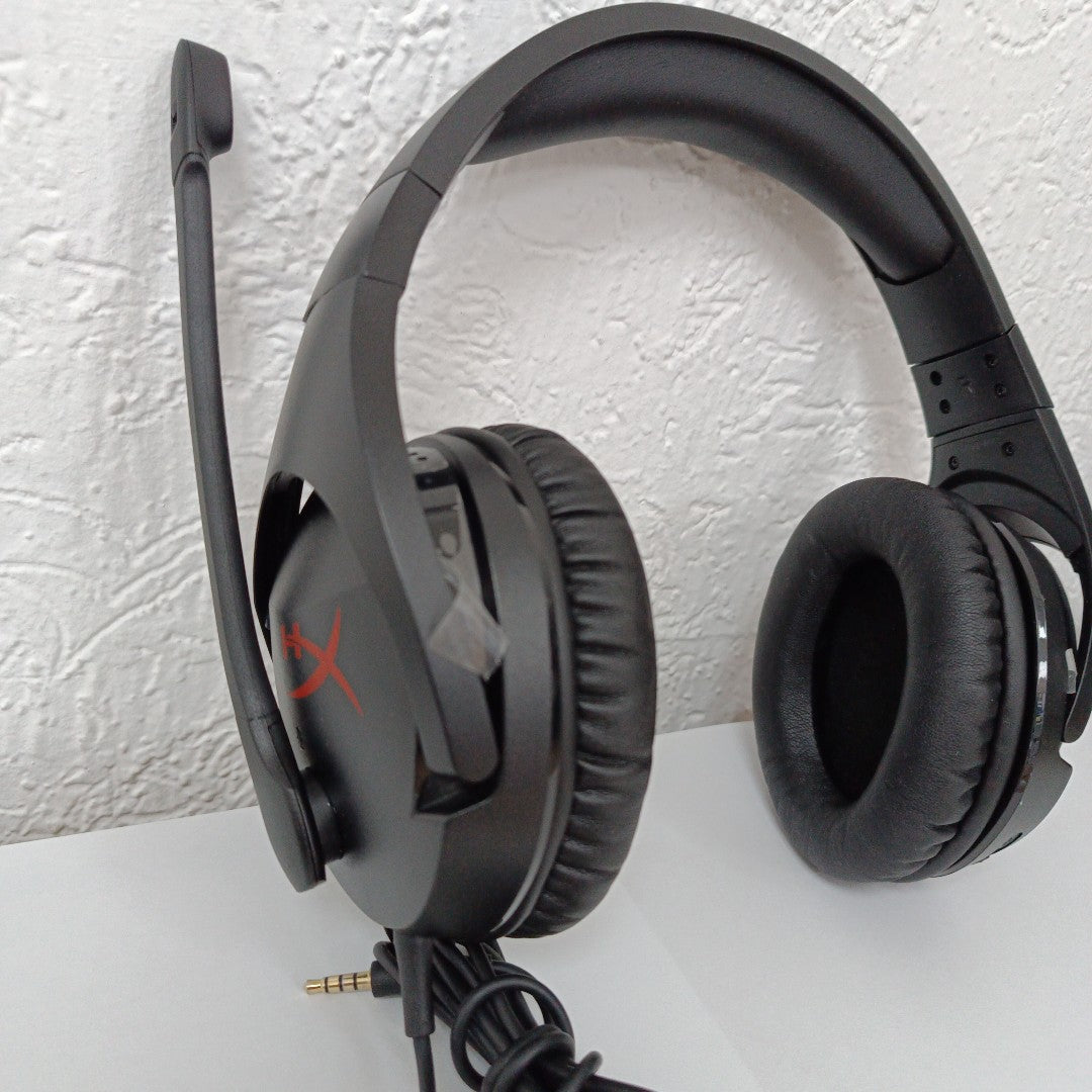 AUDIFONOS HYPERX CLOUD STINGER HX-HSCS-BK ALAMBRICO OVER EAR (SEMINUEVO)