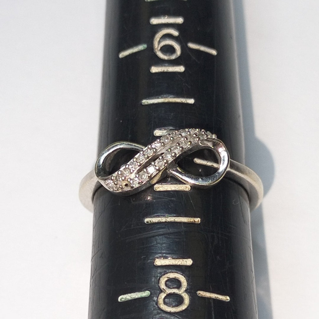 ANILLITO ORO BLANCO 14 K 2 GRMS (SEMINUEVO)