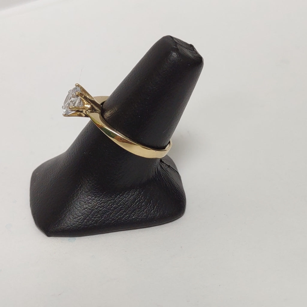 SOLITARIO ORO 14 K 3.2 GRMS (SEMINUEVO)