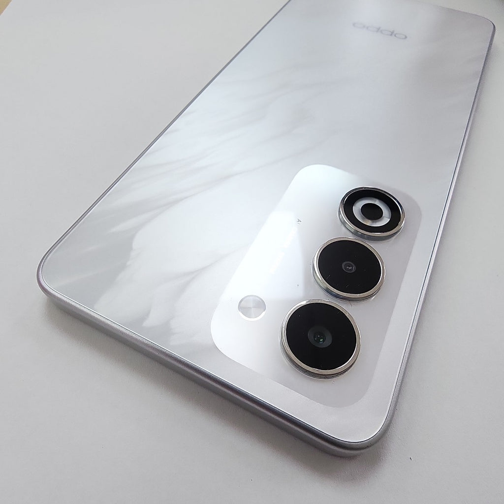 CELULAR OPPO A5 CPH2727 (2025) 256 GB 4 GB RAM (SEMINUEVO)