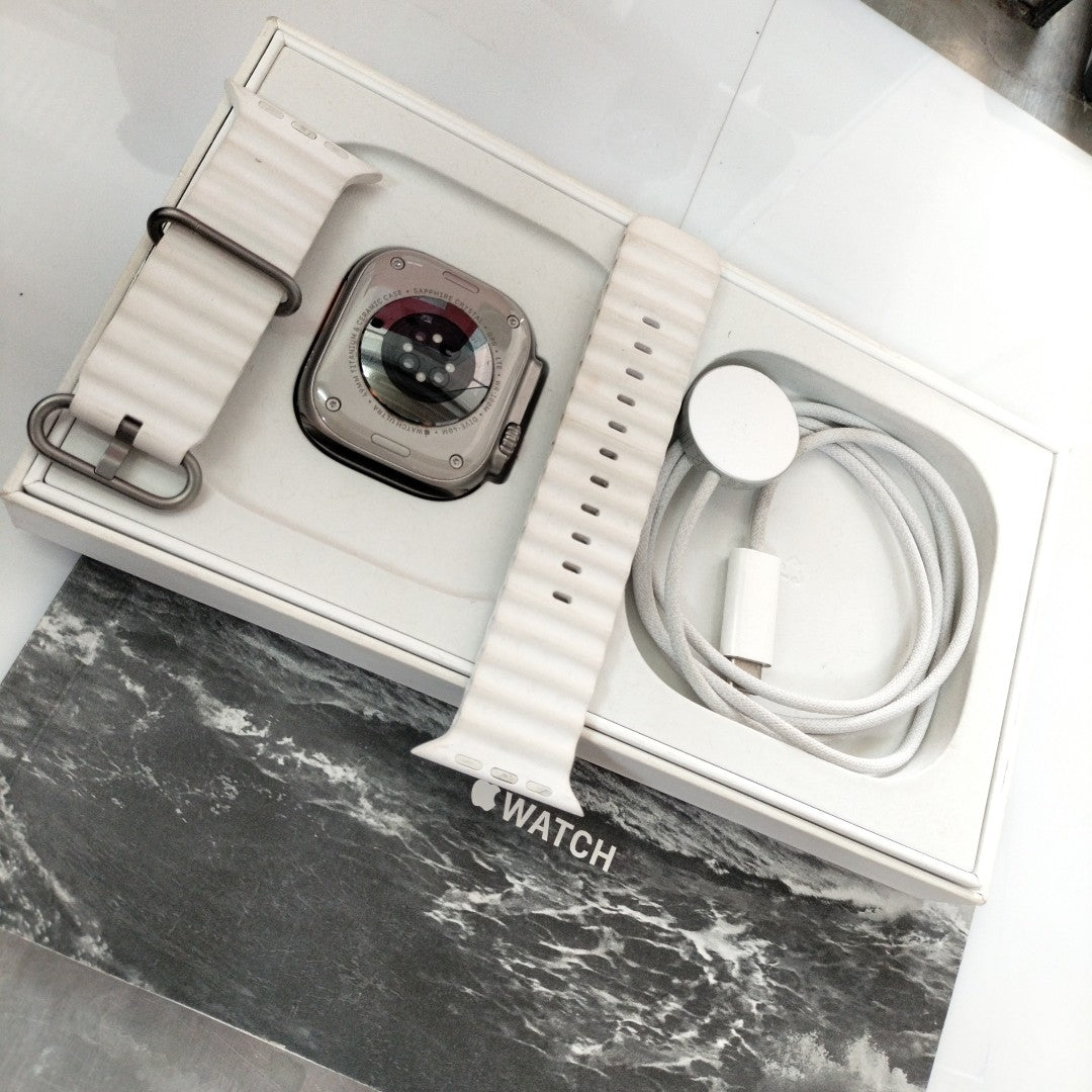 SMARTWATCH APPLE ULTRA 2 TITANIO A2986 49 MM GPS + CELULAR (SEMINUEVO)