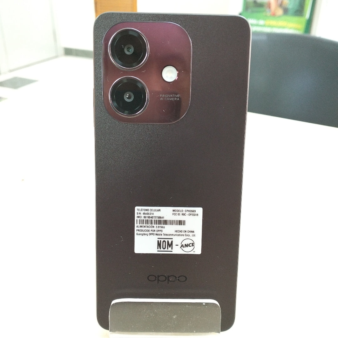 CELULAR OPPO A40 CPH2669 (2024) 256 GB 4 GB RAM (SEMINUEVO)