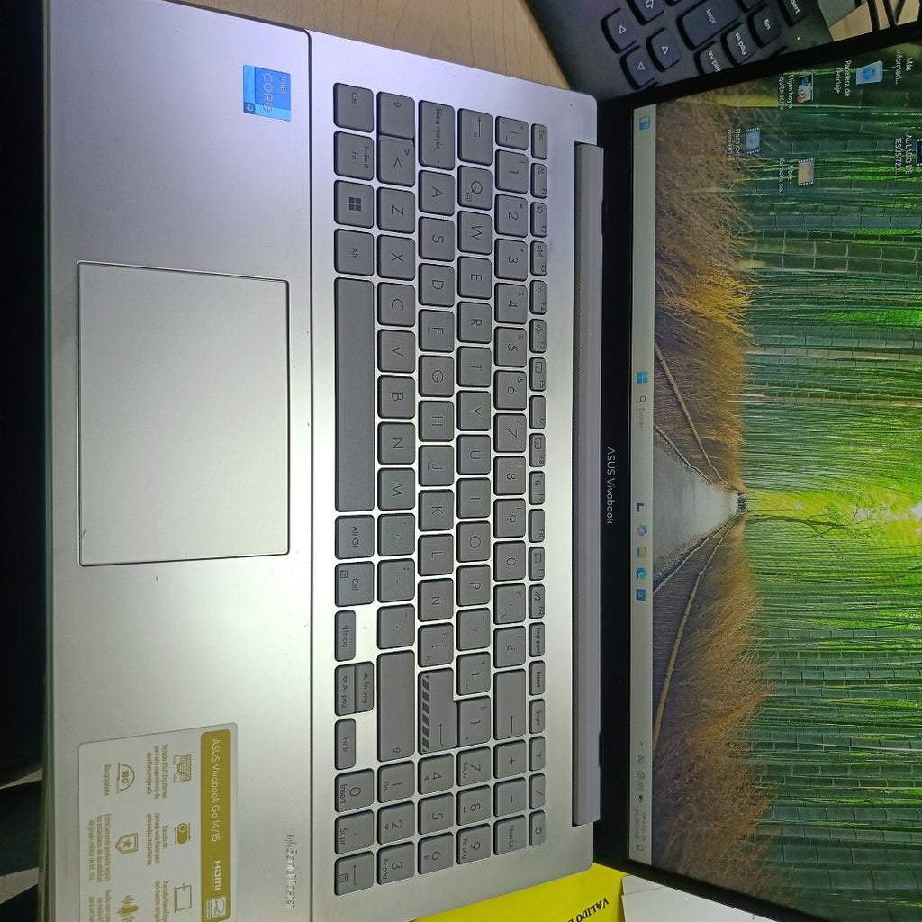 LAPTOP ASUS VIVOBOOK GO 15 E1504GA-NJ163W (2025) 512 GB SSD 8 GB RAM (SEMINUEVO)