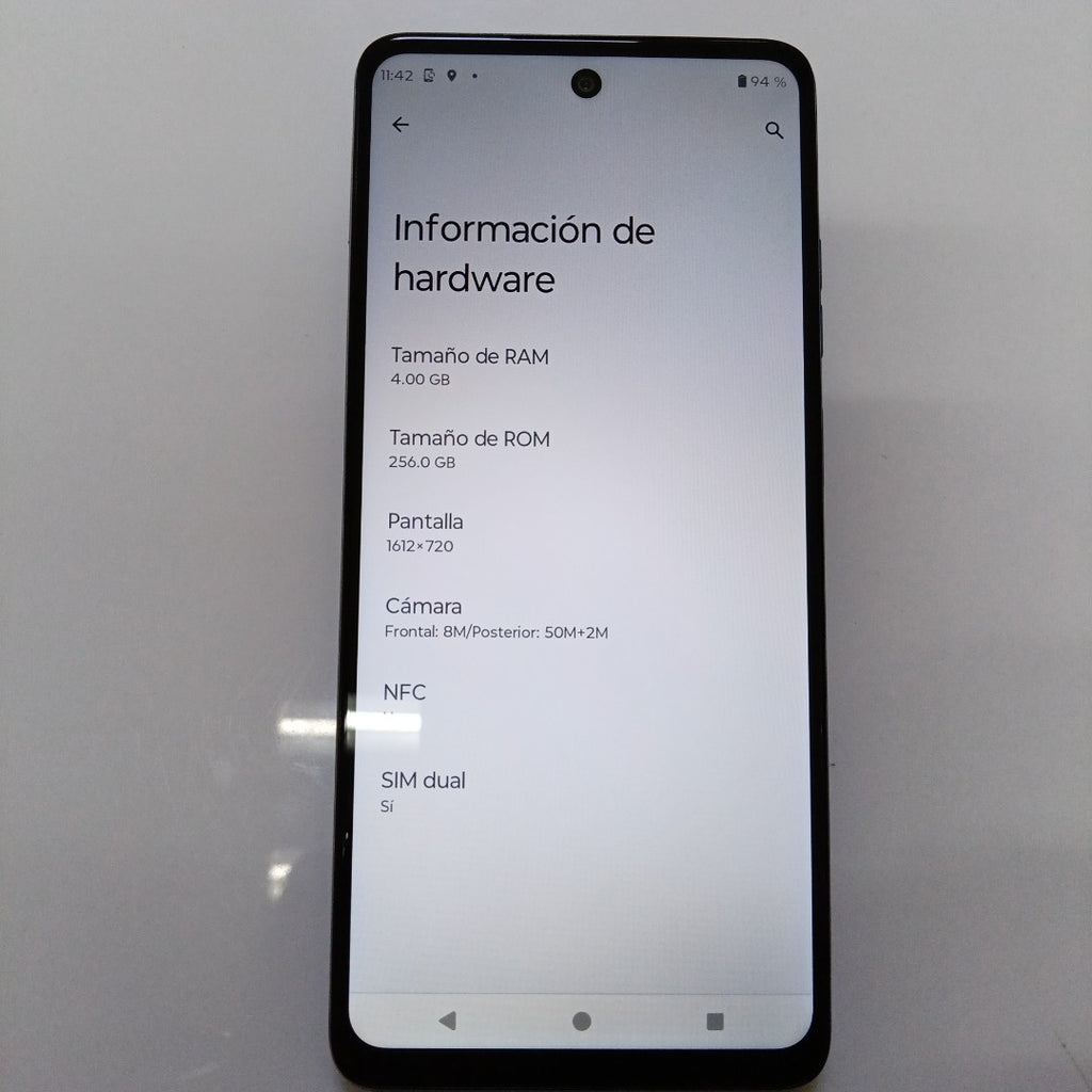 CELULAR MOTOROLA MOTO G24 POWER XT2425-1 (2024) 256 GB 4 GB RAM (SEMINUEVO)