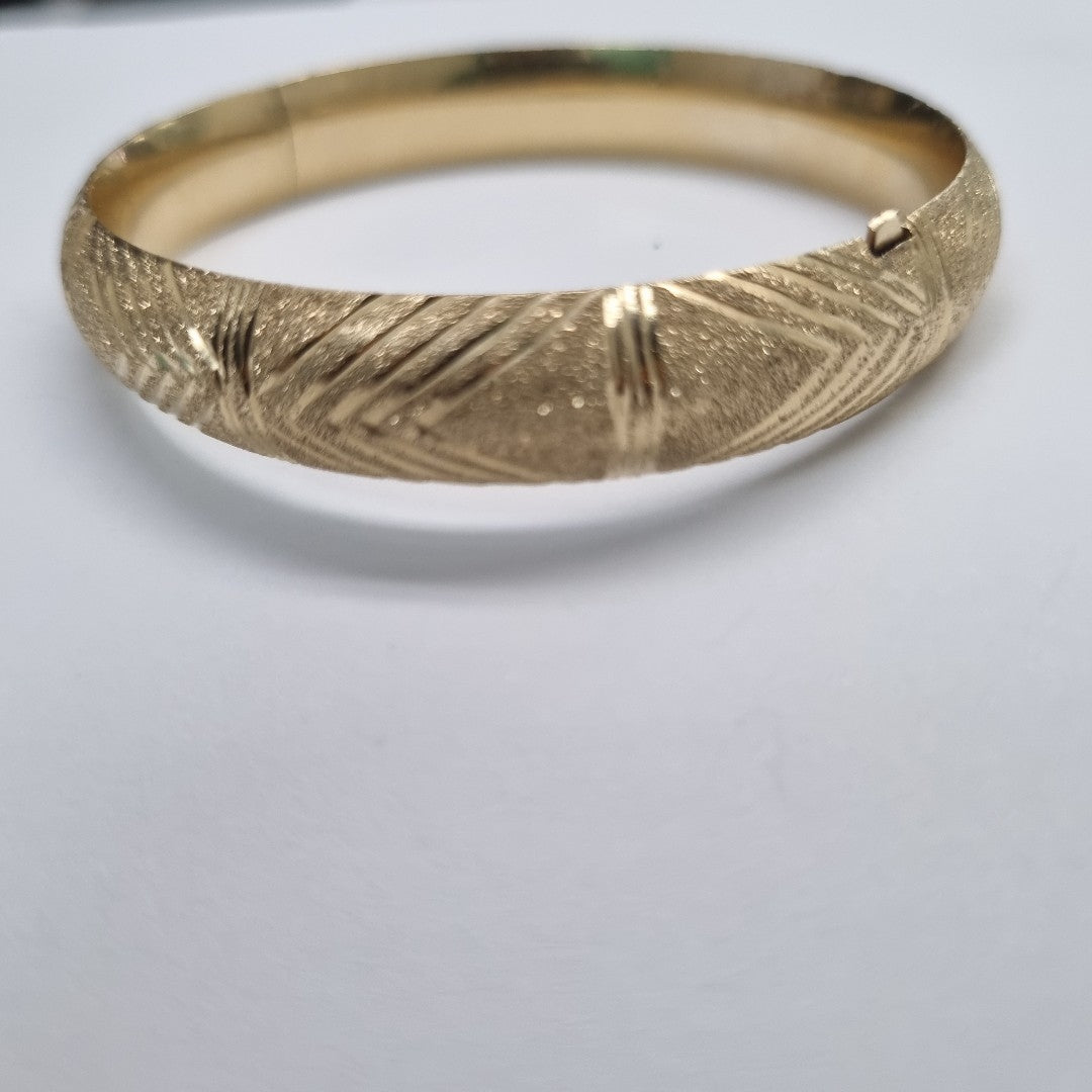 PULSERA RIGIDA ORO 14 K 14.3 GRMS (SEMINUEVO)