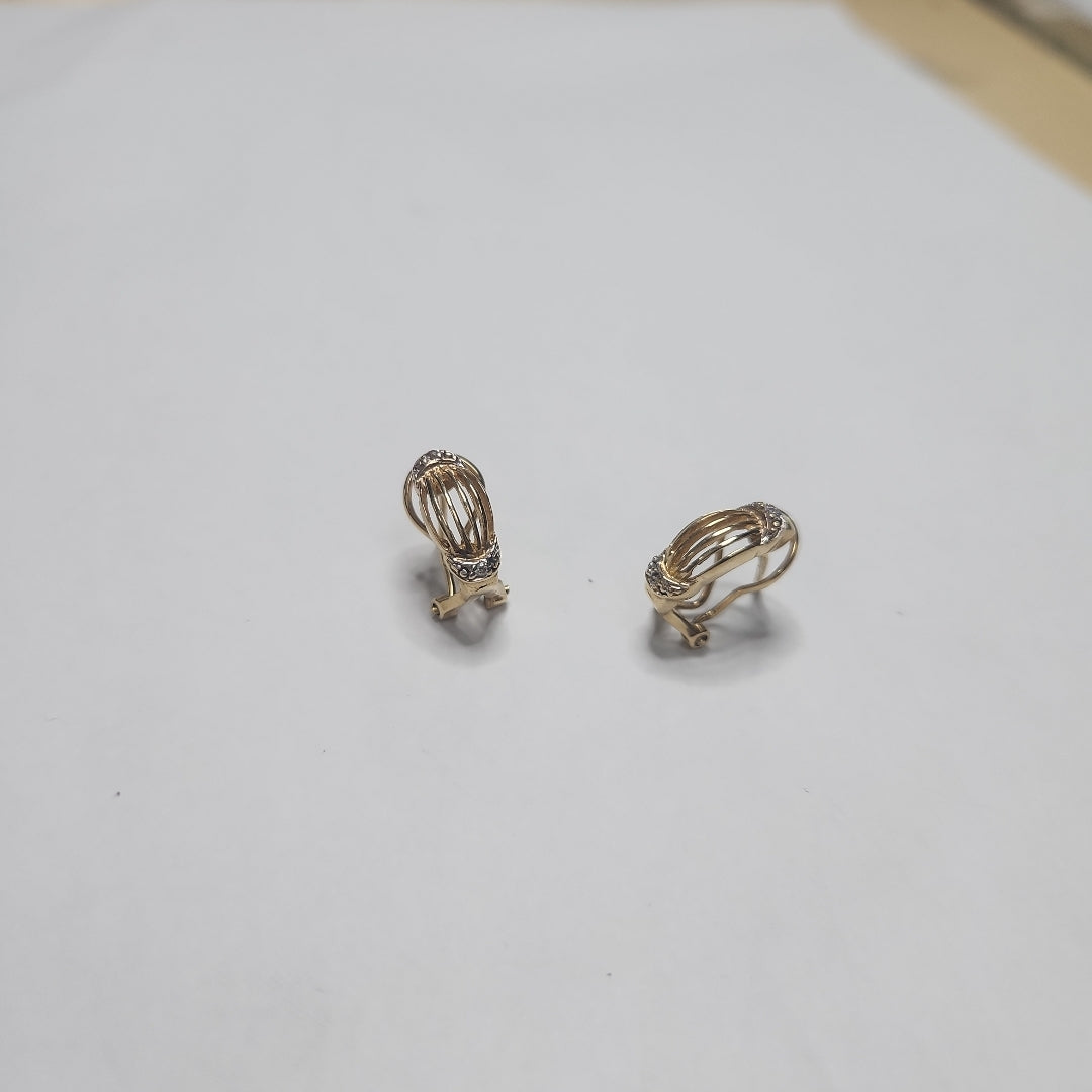 ARETES PAR ORO 14 K 3.4 GRMS (SEMINUEVO)