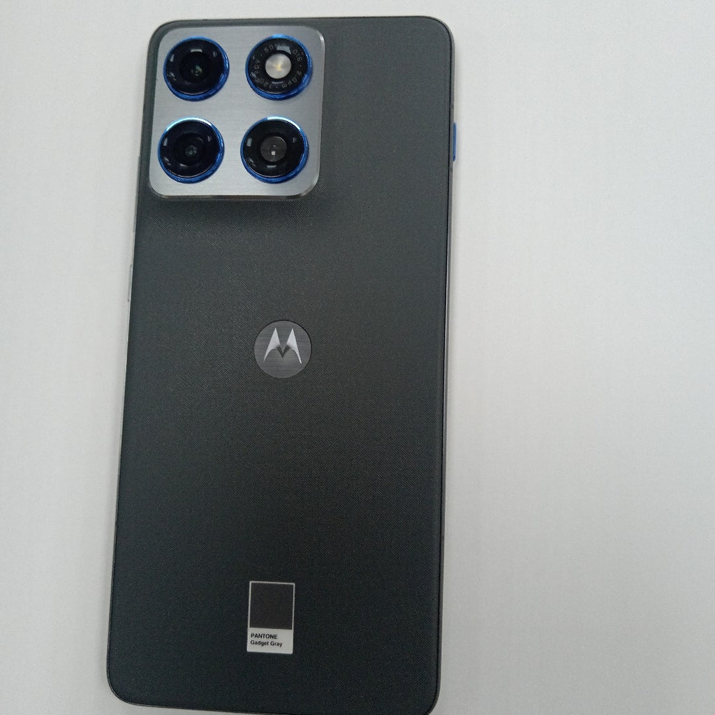 CELULAR MOTOROLA EDGE 70 XT2601-3 (2025) 512 GB 12 GB RAM (SEMINUEVO)