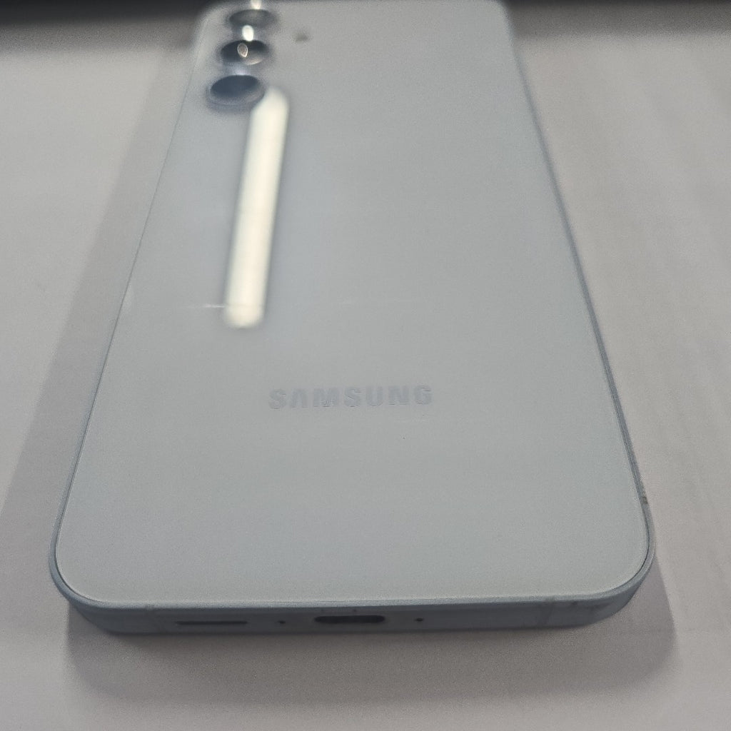 CELULAR SAMSUNG GALAXY A55 5G SM-A556E (2024) 128 GB 8 GB RAM (SEMINUEVO)
