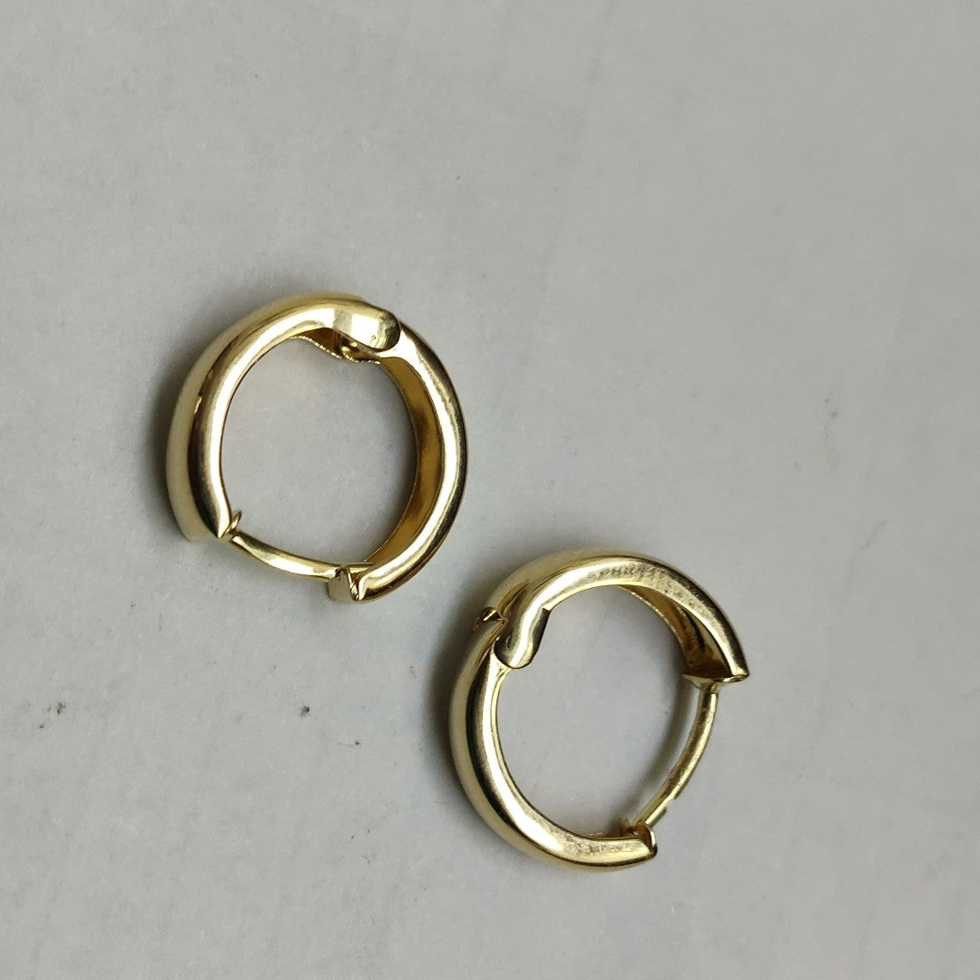 HUGGIES ORO 14K 1.1 (NUEVO)
