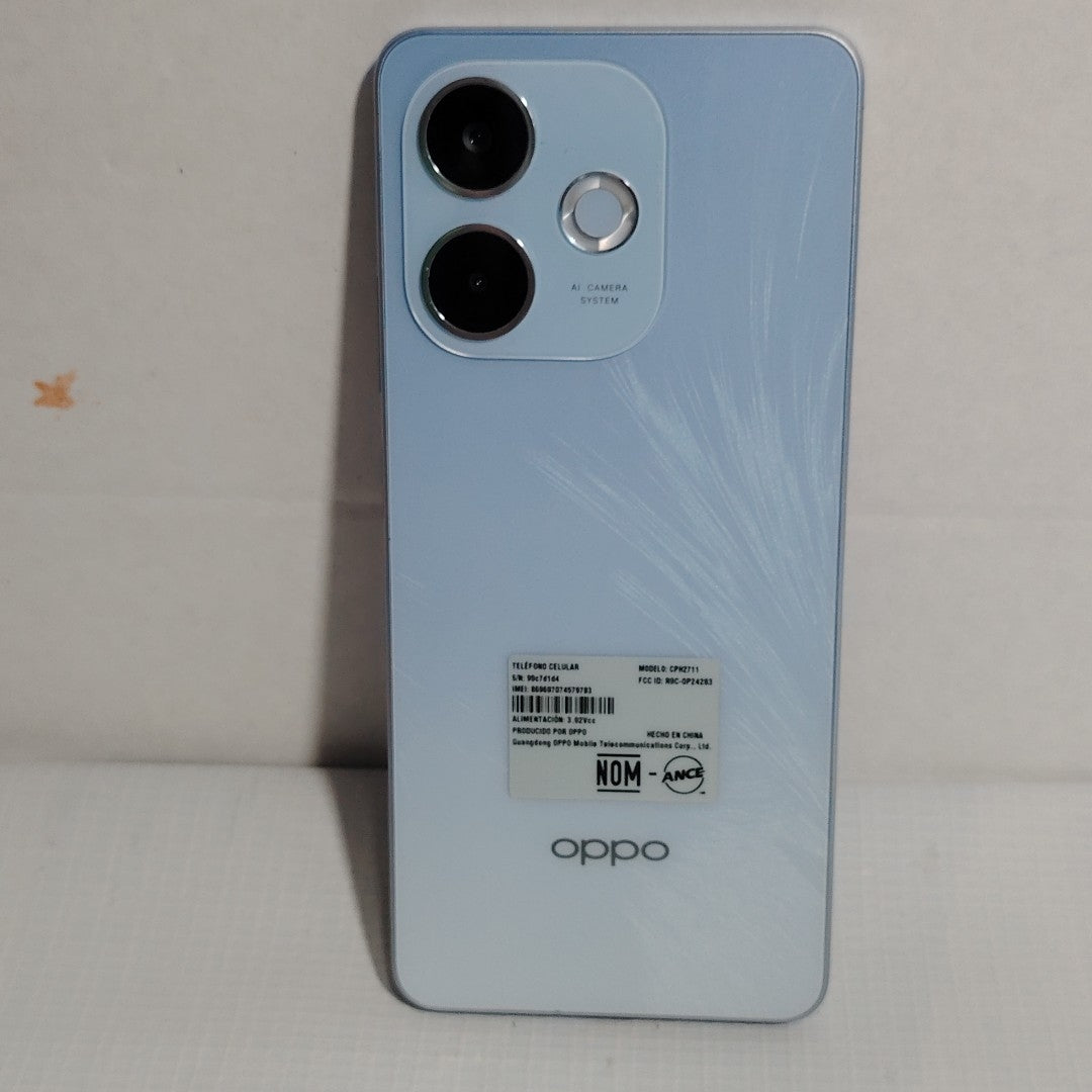 CELULAR OPPO A5 PRO CPH2711 (2025) 256 GB 8 GB RAM (SEMINUEVO)