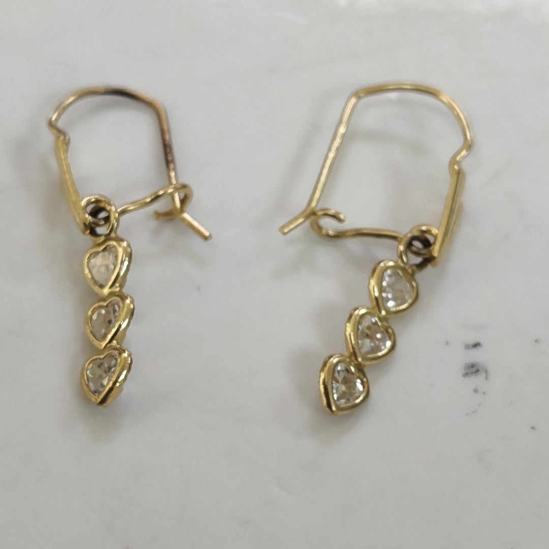 ARETES PAR ORO 10 K 0.9 GRMS (SEMINUEVO)