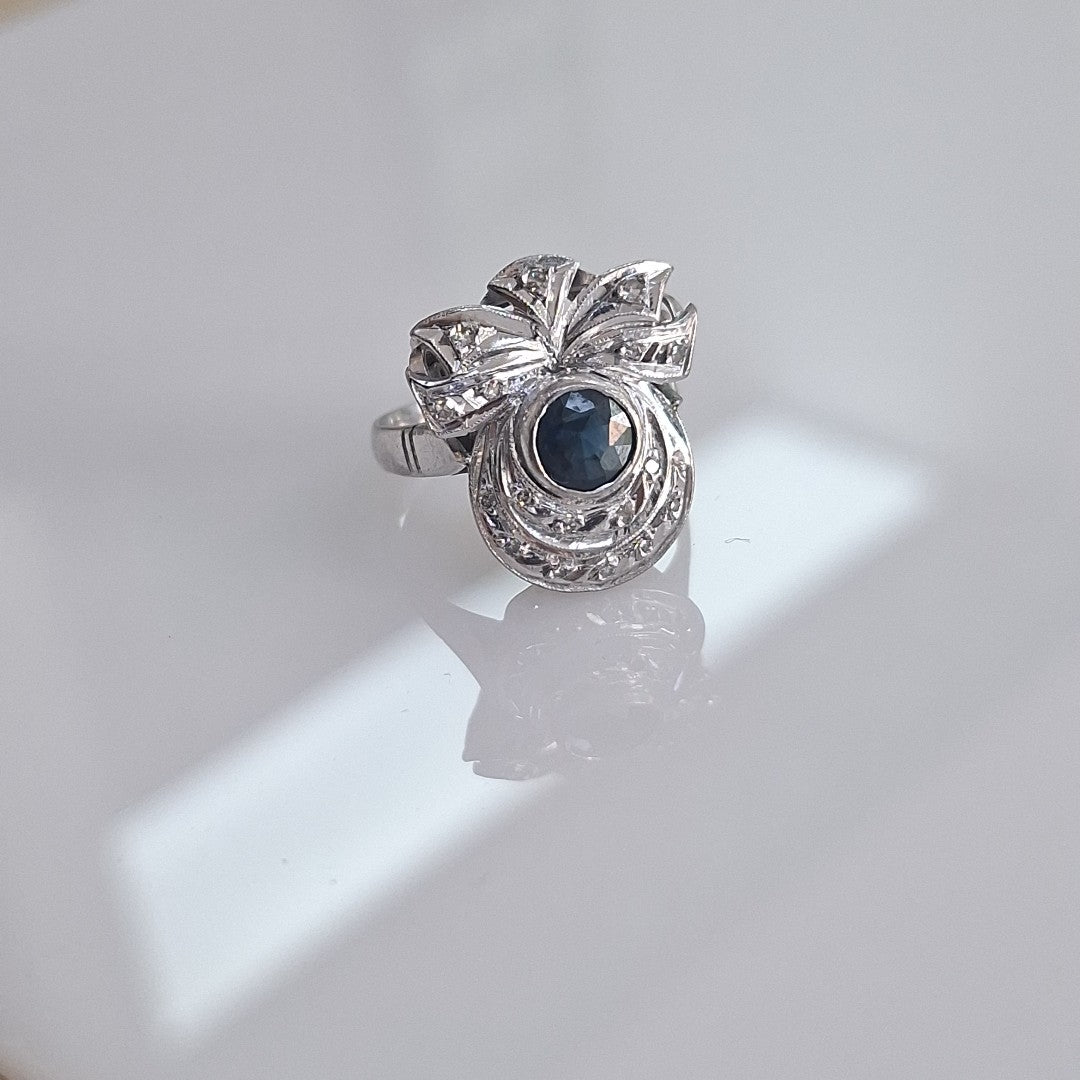 ANILLO ORO,ORO BLANCO 10 K 4,20 GRMS (SEMINUEVO)