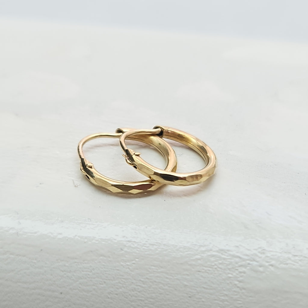 ARRACADAS PAR ORO 10 K 0,60 GRMS (SEMINUEVO)