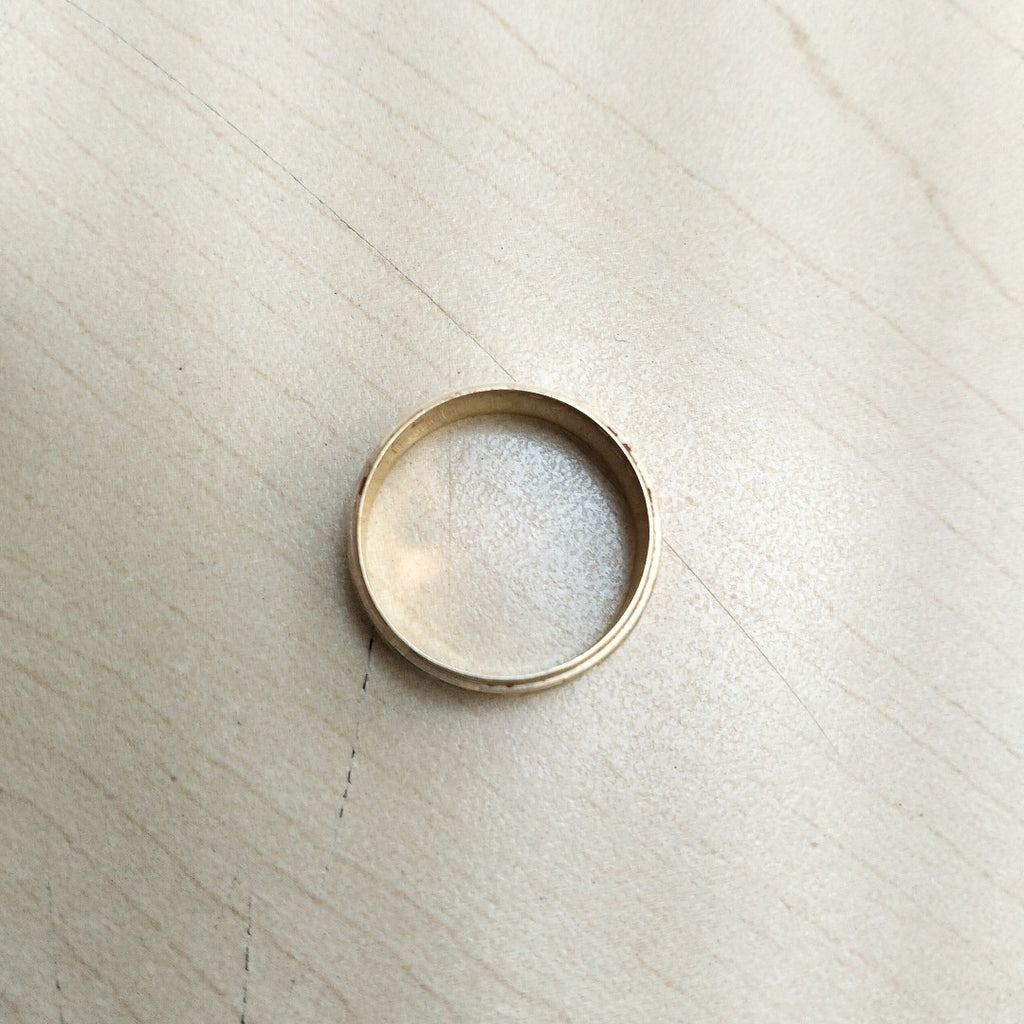 ARGOLLA ORO 10 K 2 GRMS (SEMINUEVO)