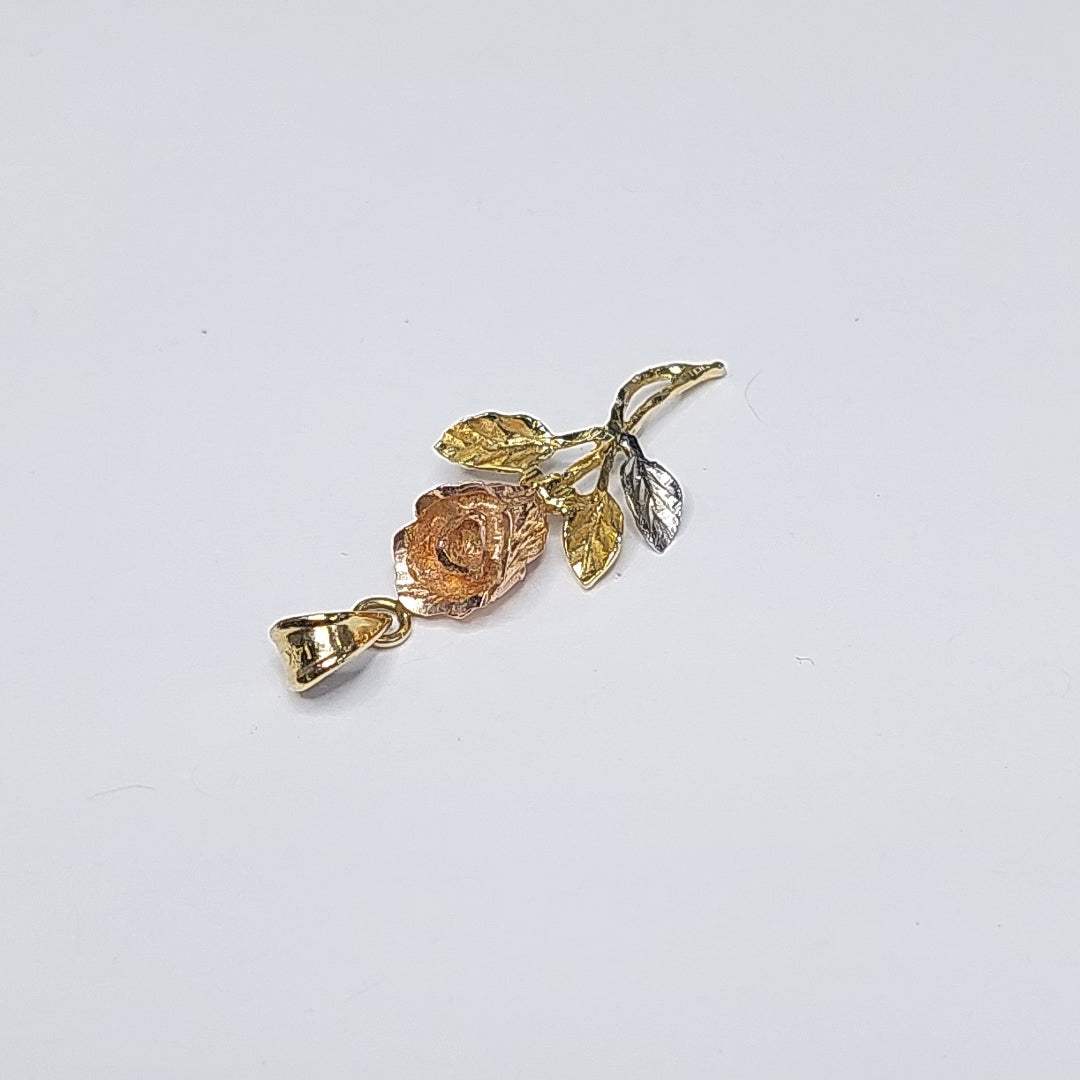 DIJE ORO COMBINADO 14 K 2,00 GRMS (SEMINUEVO)