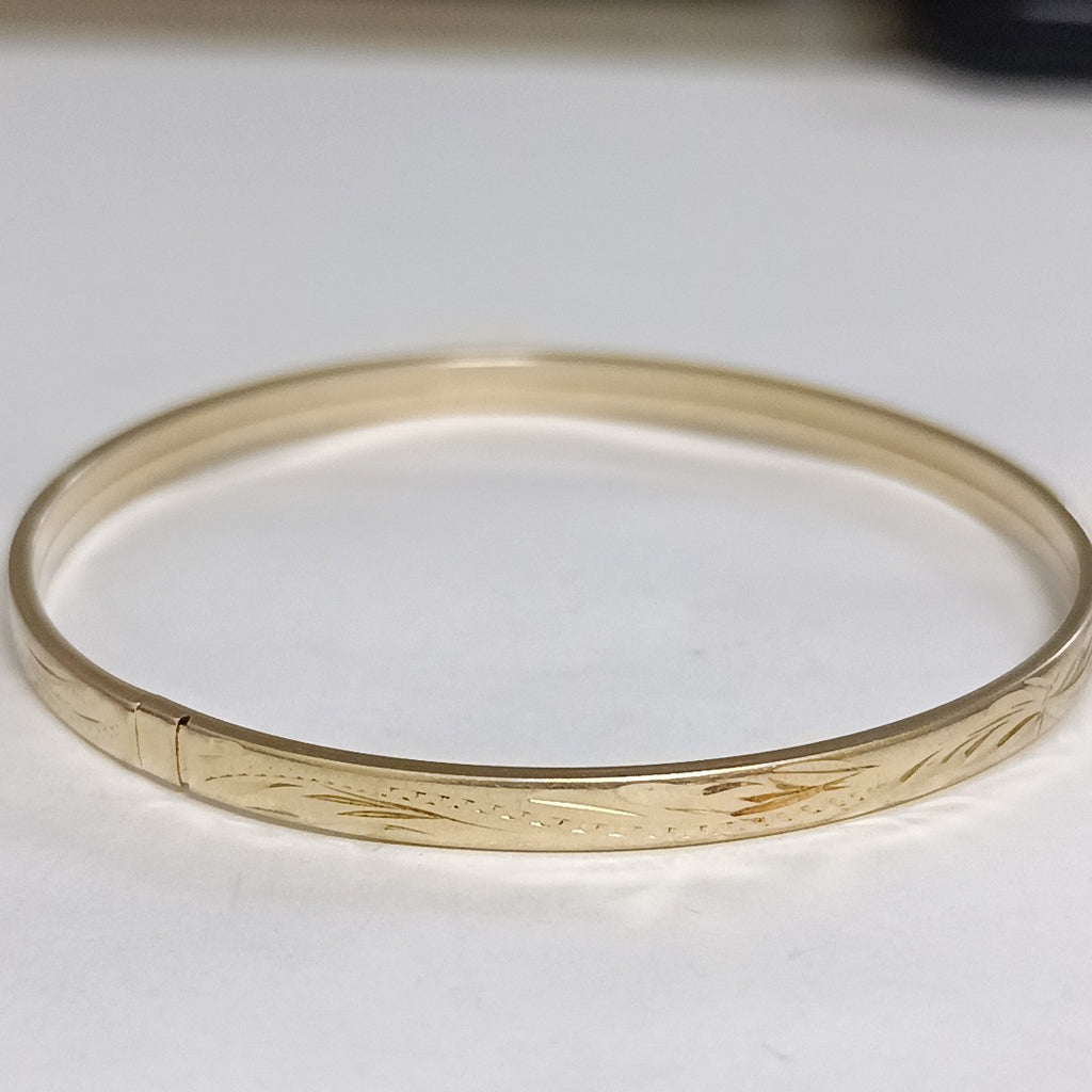 PULSERA RIGIDA ORO 10 K 4.7 GRMS (SEMINUEVO)