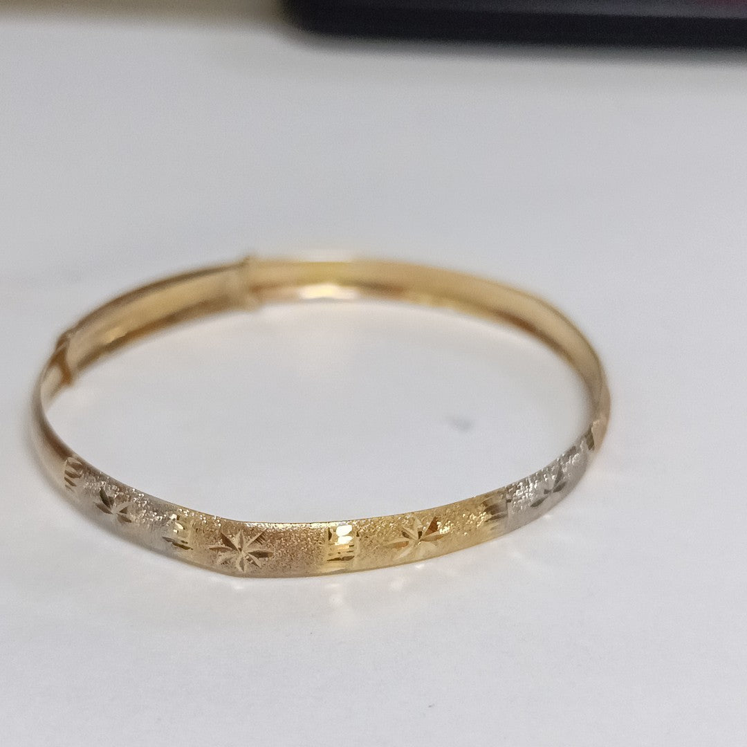 PULSERA RIGIDA ORO 10 K 4.5 GRMS (SEMINUEVO)