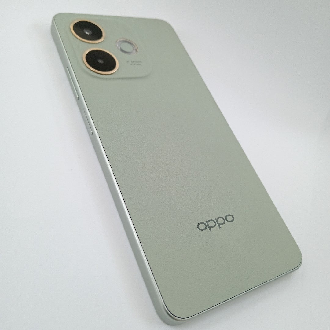 CELULAR OPPO A5 PRO CPH2711 (2025) 256 GB 8 GB RAM (SEMINUEVO)