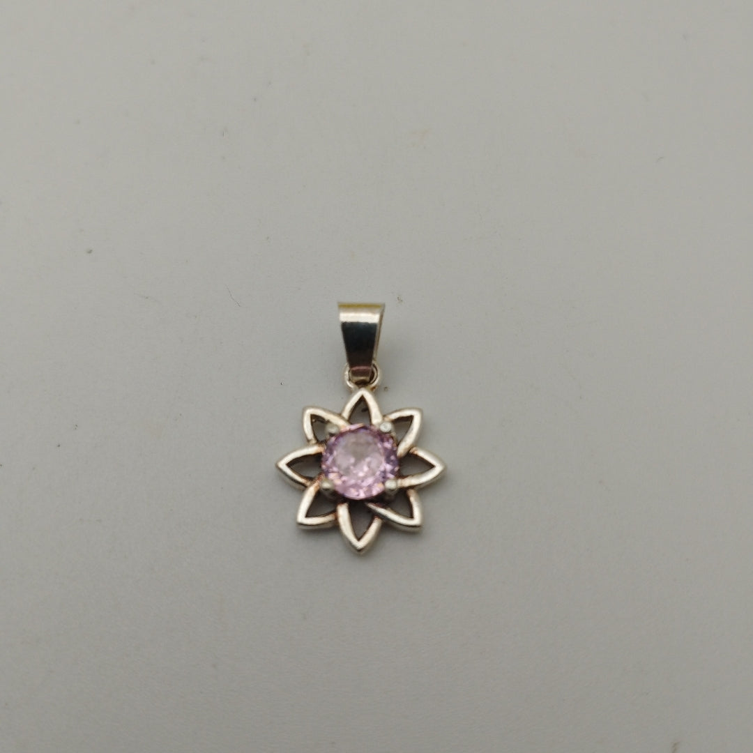 DIJE FLOR CON PIEDRA ROSA PLATA .925 2.1 GR (NUEVO)