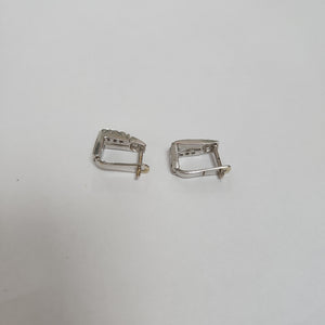 ARETES PAR ORO BLANCO 18 K 4,80 GRMS (SEMINUEVO)