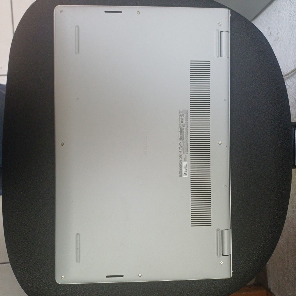 LAPTOP DELL INSPIRON 15 3535 (2024) 1 TB SSD 16 GB RAM (SEMINUEVO)