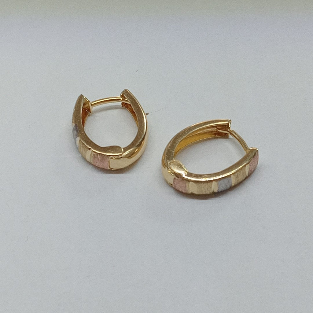 HUGGIES ORO 14K 1.1 (NUEVO)