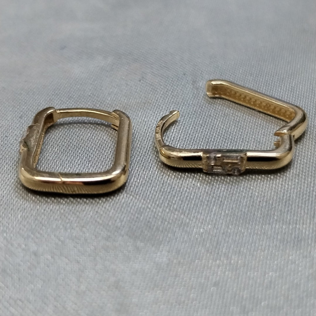 HUGGIES ORO 14K 1.4 (NUEVO)