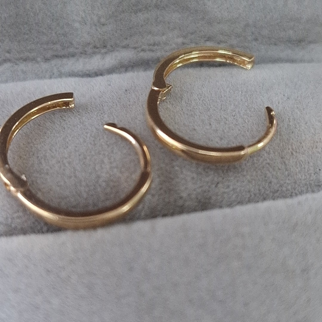 HUGGIES ORO 14K 0.9 (NUEVO)