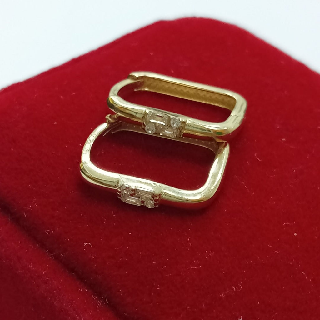 HUGGIES ORO 14K 1.4 (NUEVO)