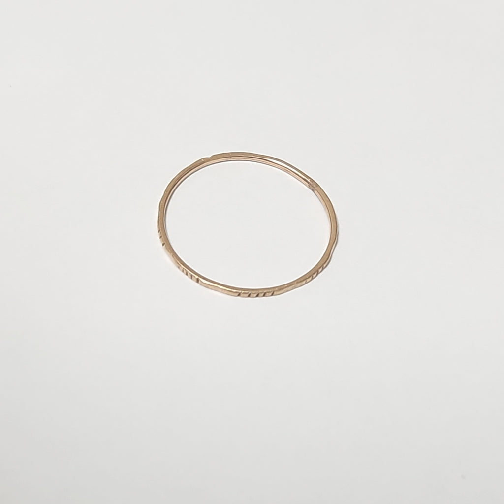 ANILLO ORO 8 K 0,50 GRMS (SEMINUEVO)