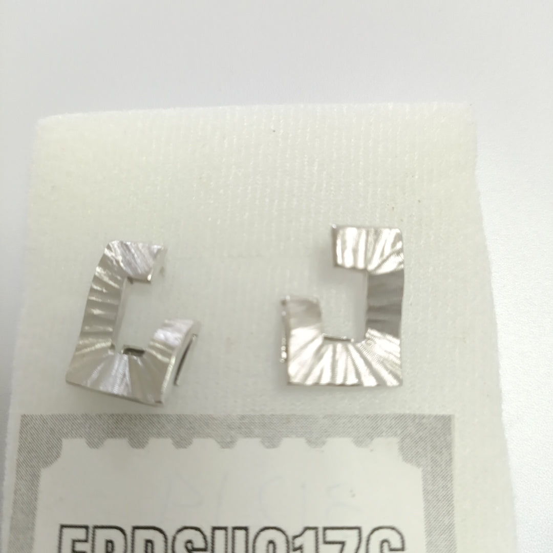 ARETES PAR ORO BLANCO 14 K 4,10 GRMS (SEMINUEVO)