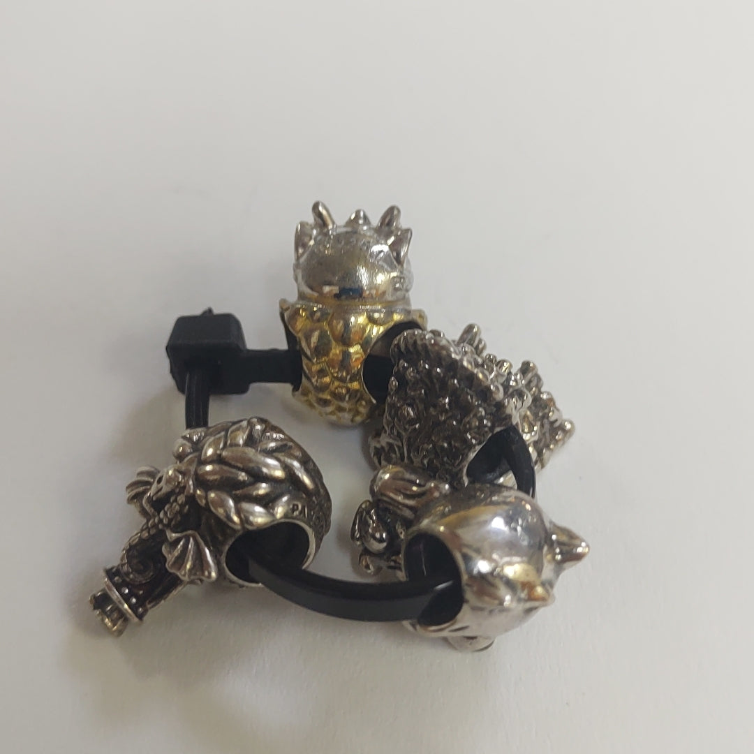 DIJE,OTRO ORO,PLATA 9,70 GRMS (SEMINUEVO)