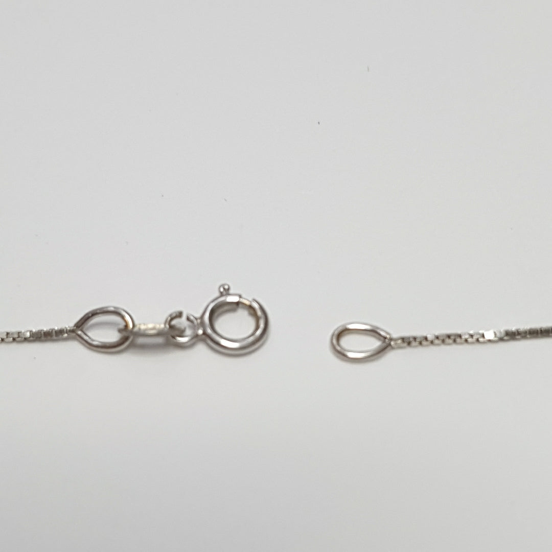 CADENA ORO BLANCO 18 K 1.3 GRMS (SEMINUEVO)