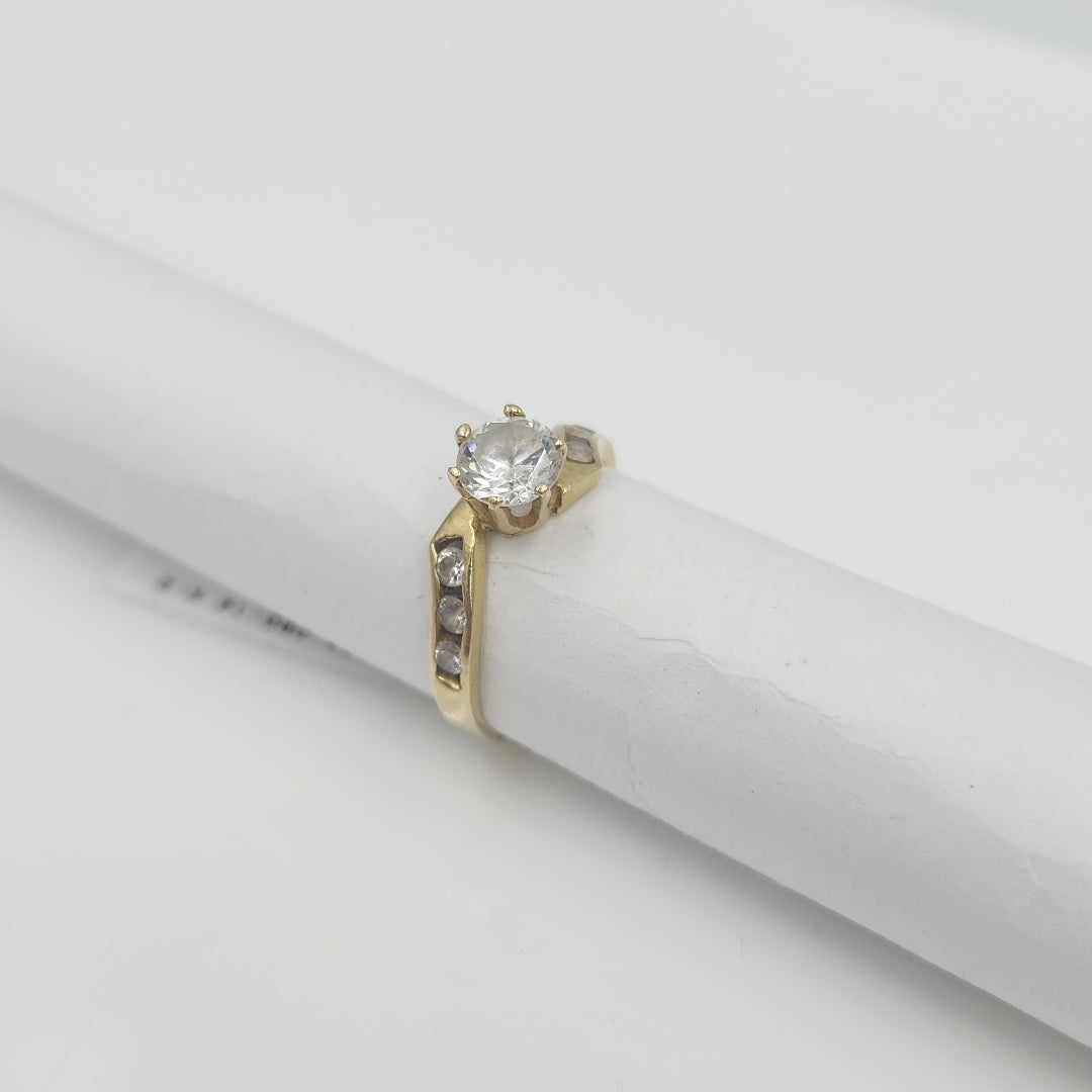 SOLITARIO ORO 14 K 2,60 GRMS (SEMINUEVO)