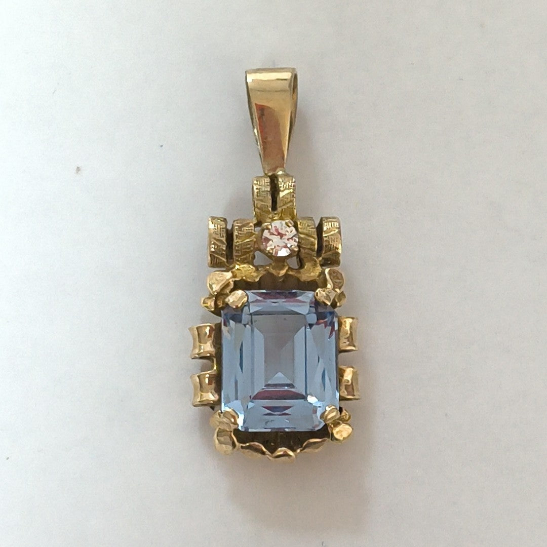 DIJE ORO 10 K 3,10 GRMS (SEMINUEVO)