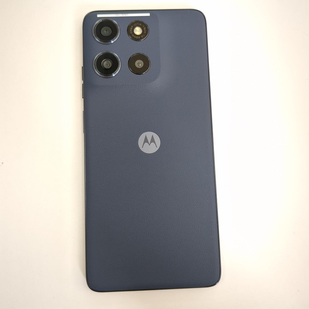 CELULAR MOTOROLA MOTO G56 XT2529-2 (2025) 256 GB 12 GB RAM (SEMINUEVO)