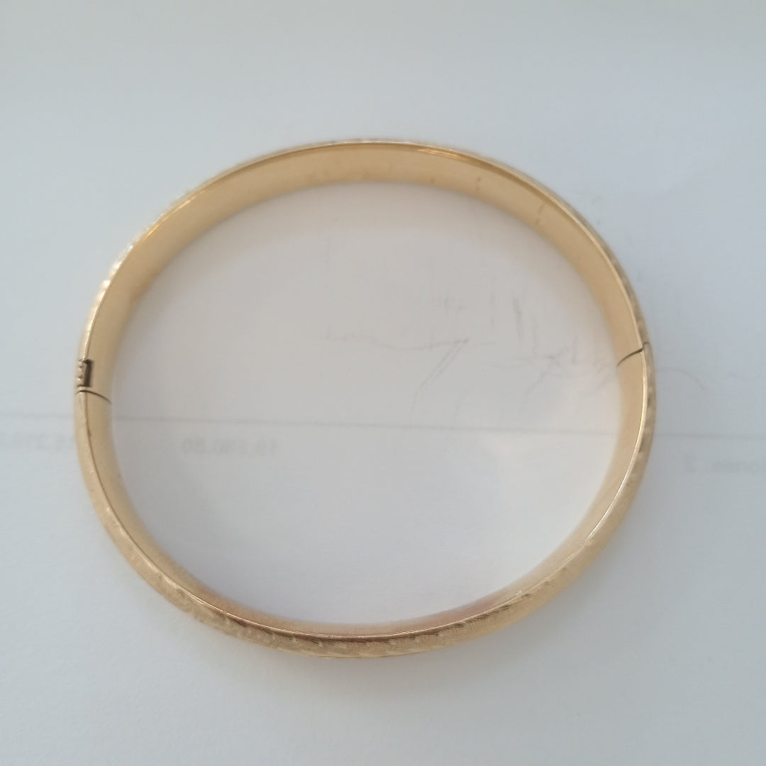 PULSERA RIGIDA ORO 10 K 10.5 GRMS (SEMINUEVO)