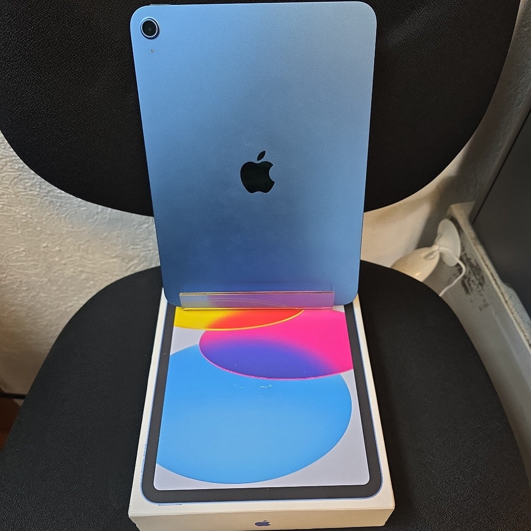 TABLETA APPLE IPAD A16 A3354 (2025) 128 GB 6 GB RAM (SEMINUEVO)