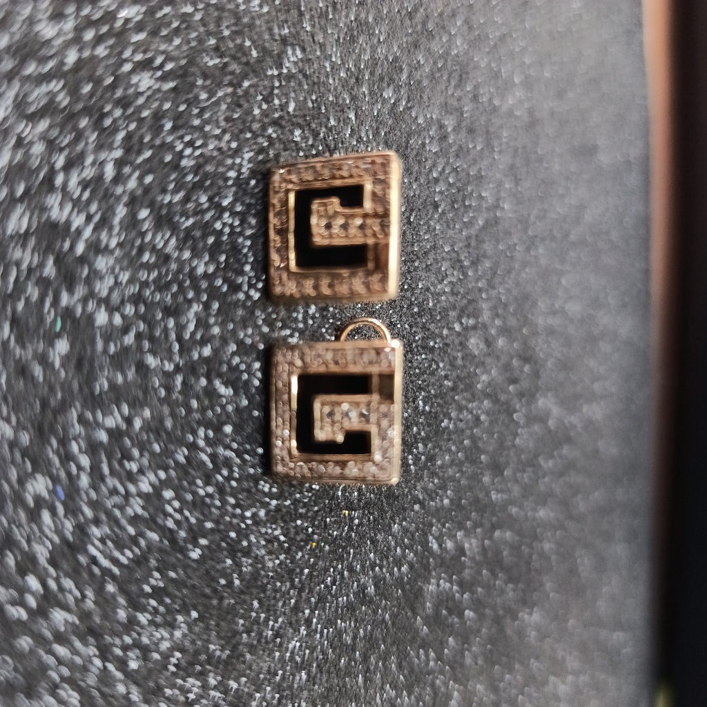 ARETES PAR ORO 10 K 5.7 GRMS (SEMINUEVO)