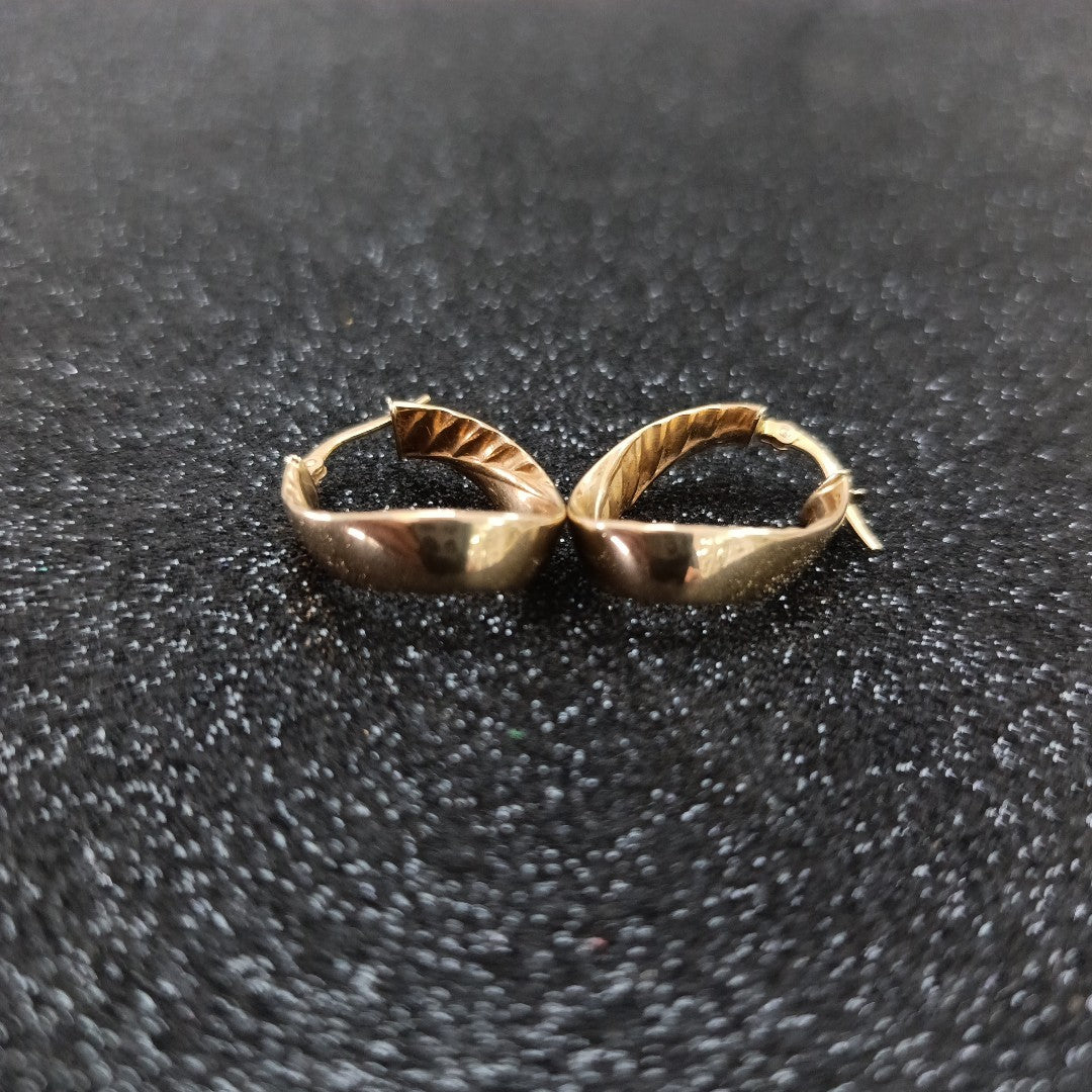 ARETES PAR ORO 14 K 2.6 GRMS (SEMINUEVO)