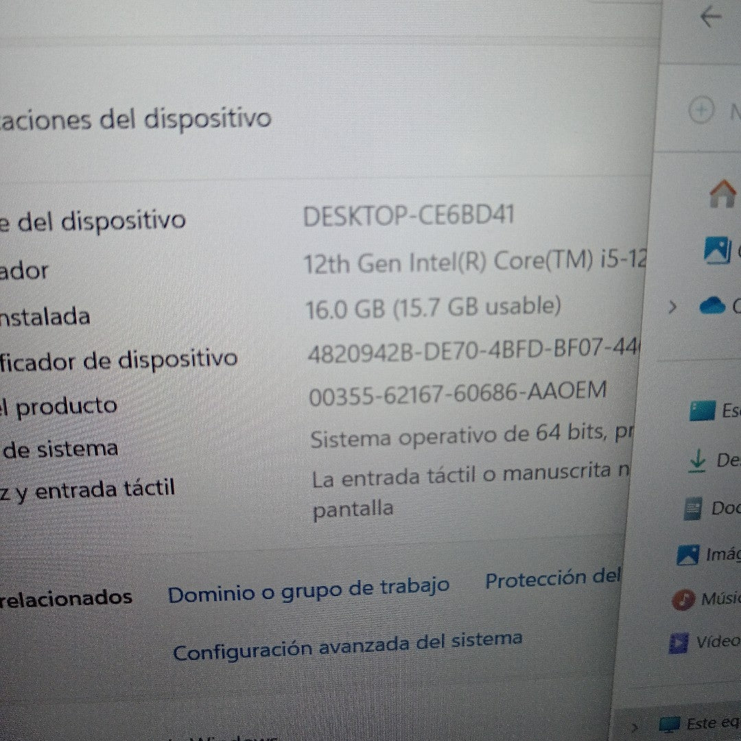 LAPTOP DELL INSPIRON 15 3520 (2024) 512 GB SSD 16 GB RAM (SEMINUEVO)