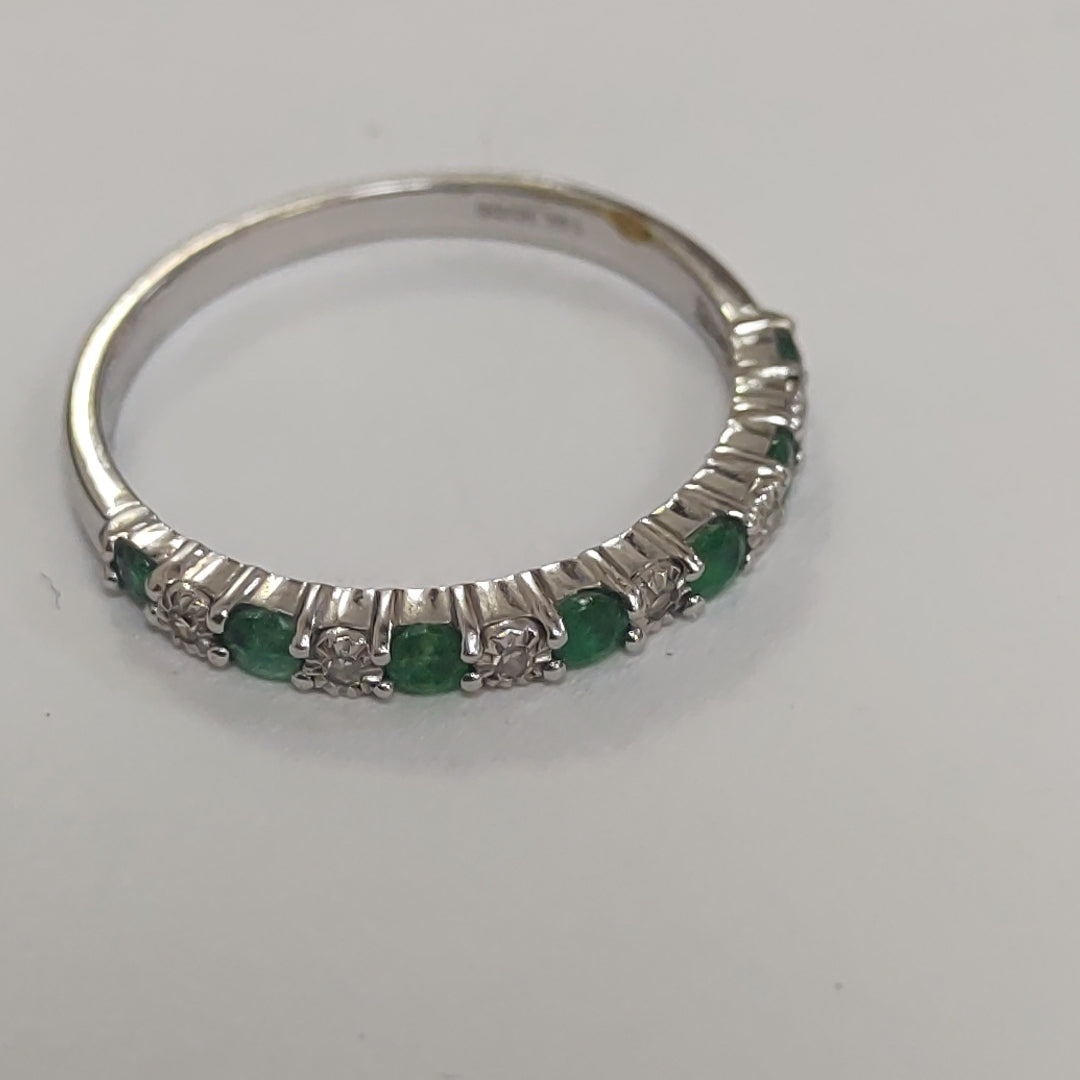 ANILLITO ORO BLANCO 14 K 1.8 GRMS (SEMINUEVO)