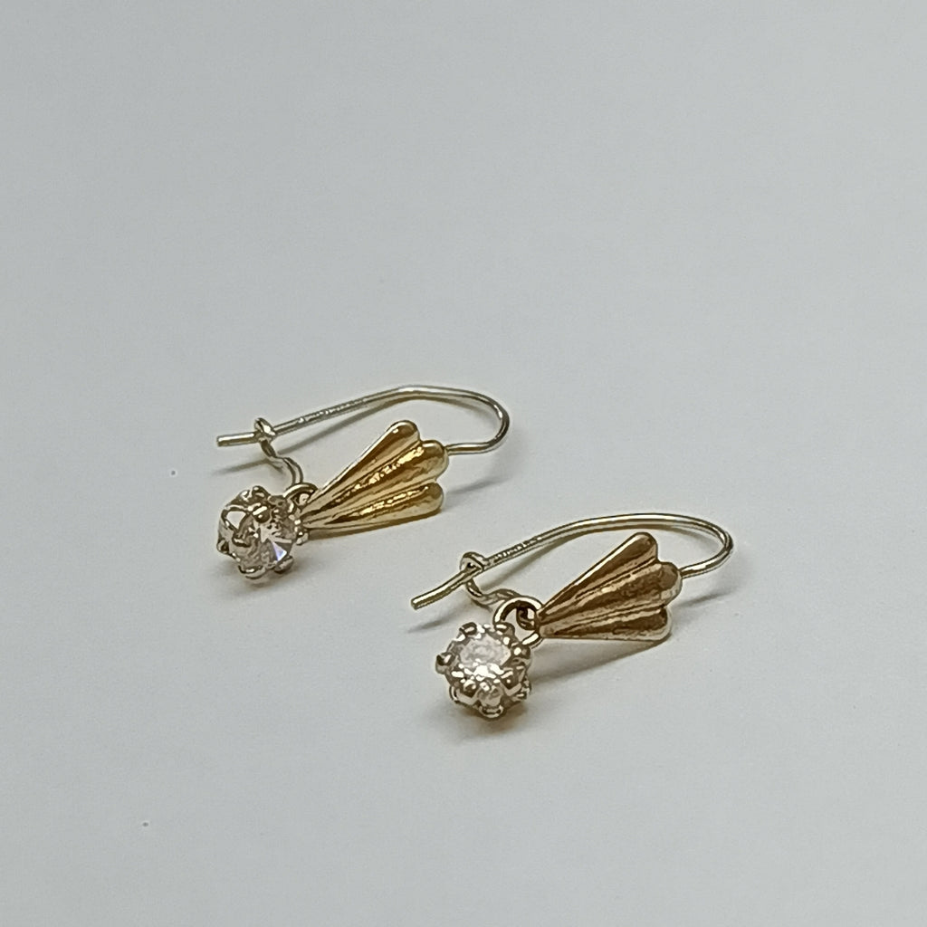 ARETES PAR ORO 10 K 0.6 GRMS (SEMINUEVO)