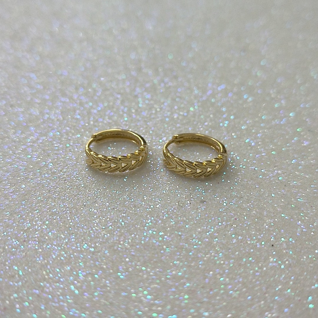 HUGGIES ORO 14K 1.2 (NUEVO)